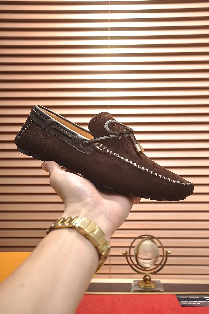 Men's men's shoes 💰420💶 [LV Doudou shoes] (water-dyed cowhide lining) new model is on the market, available on the official website. The new Doudou shoes are processed into single-color materials, and the uppers are made of imported cowhide material. The body of the shoe is fully hemmed with mark thread, and is lined with imported original cowhide leather. The elegant shoe shape is super suitable for all-matching, and the size is 38-44.